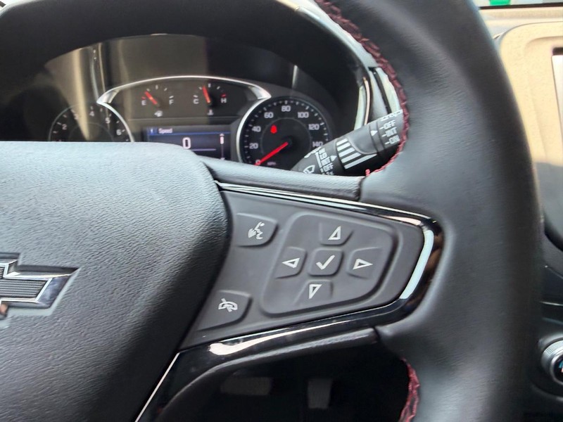 Chevrolet Equinox Vehicle Full-screen Gallery Image 14