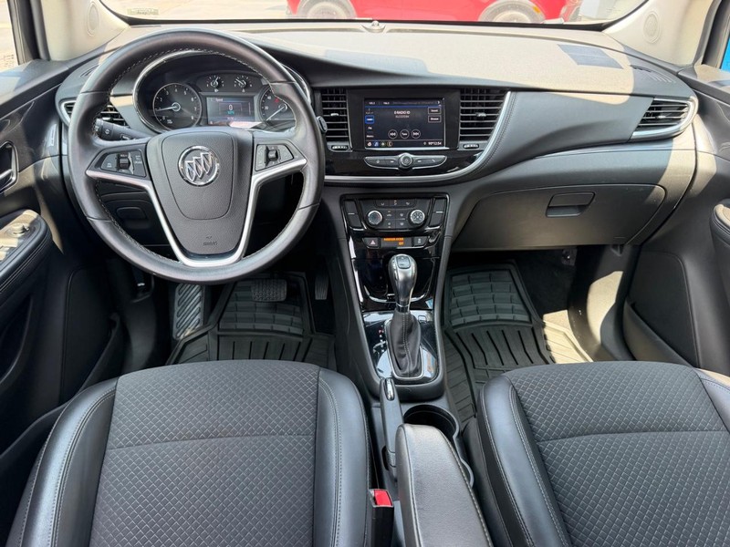 Buick Encore Vehicle Full-screen Gallery Image 10