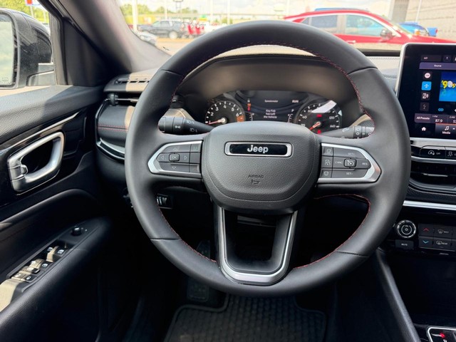 2025 Jeep Compass Trailhawk - Photo 11