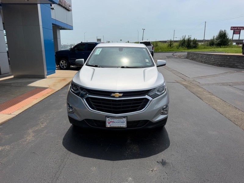 Chevrolet Equinox Vehicle Full-screen Gallery Image 03