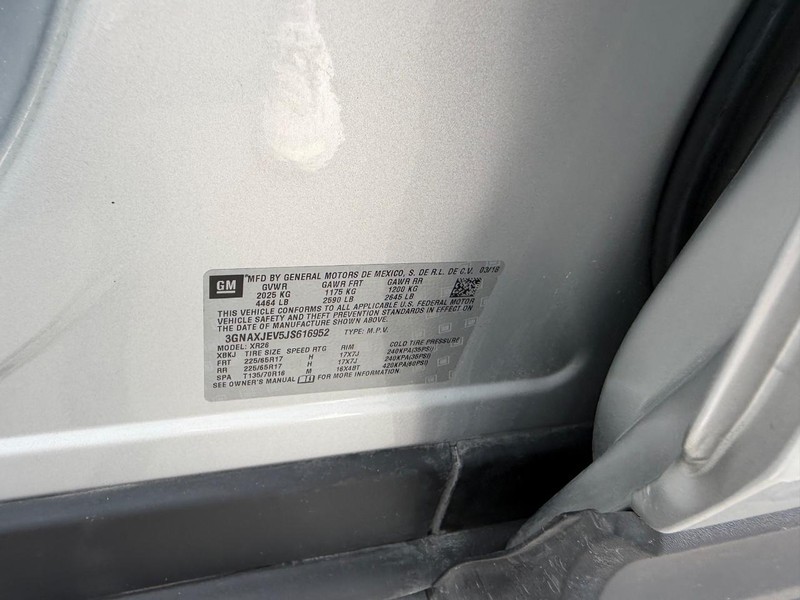 Chevrolet Equinox Vehicle Full-screen Gallery Image 23