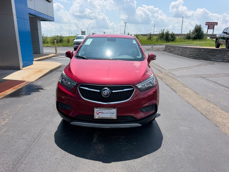 Buick Encore Vehicle Full-screen Gallery Image 03