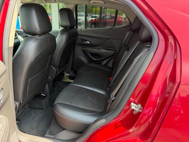 Buick Encore Vehicle Full-screen Gallery Image 09