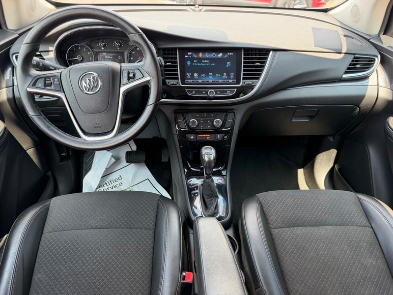 Buick Encore Vehicle Full-screen Gallery Image 10