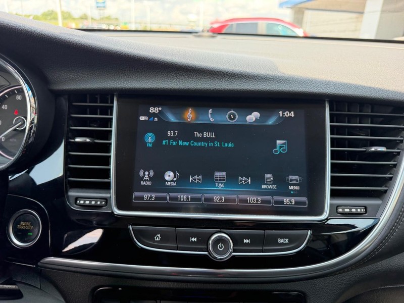 Buick Encore Vehicle Full-screen Gallery Image 14