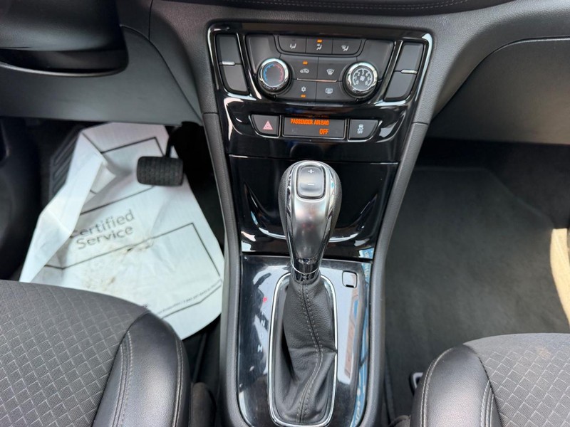 Buick Encore Vehicle Full-screen Gallery Image 16