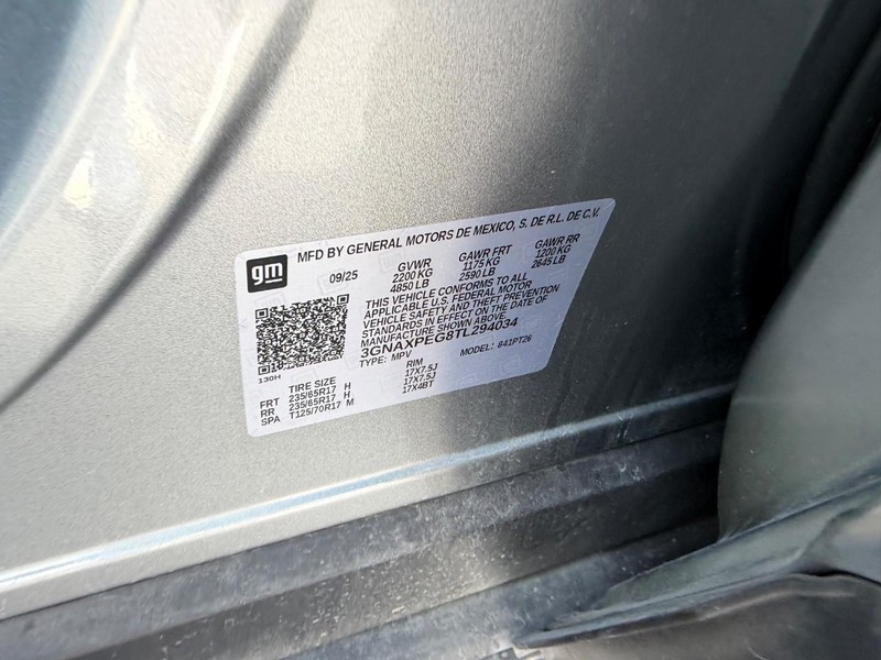 Chevrolet Equinox Vehicle Full-screen Gallery Image 22