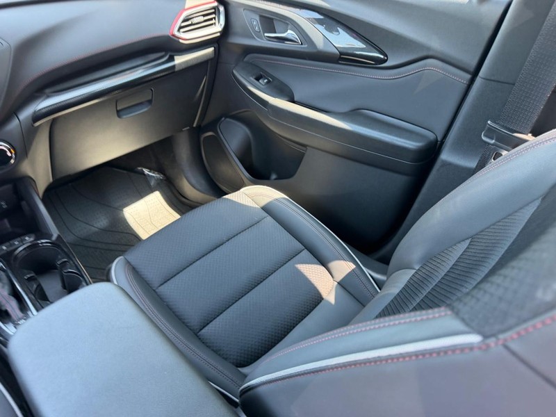 Chevrolet TrailBlazer Vehicle Full-screen Gallery Image 17