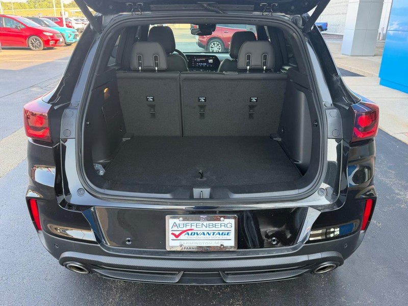 Chevrolet TrailBlazer Vehicle Full-screen Gallery Image 07
