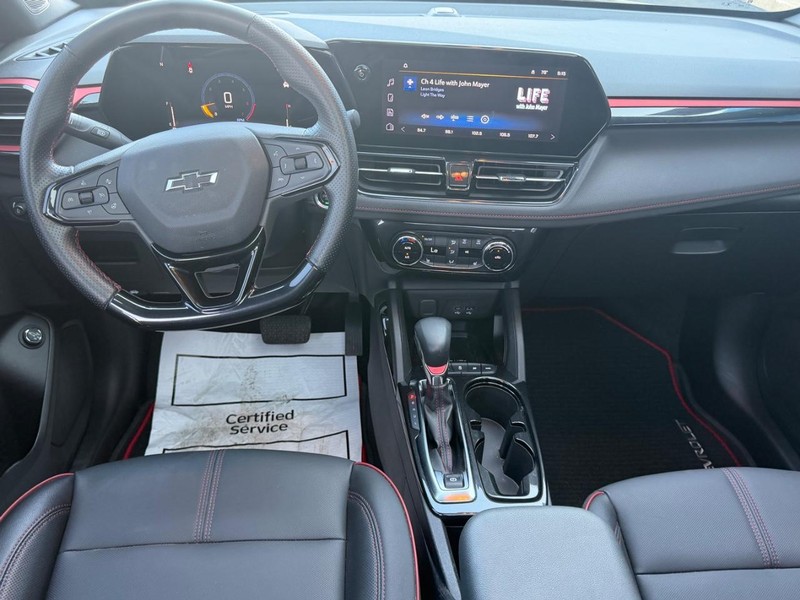 Chevrolet TrailBlazer Vehicle Full-screen Gallery Image 12