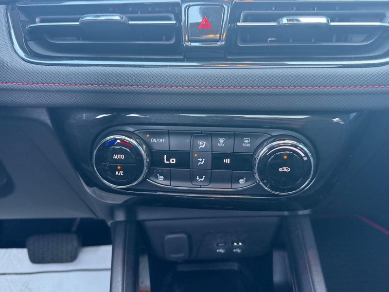 Chevrolet TrailBlazer Vehicle Full-screen Gallery Image 17