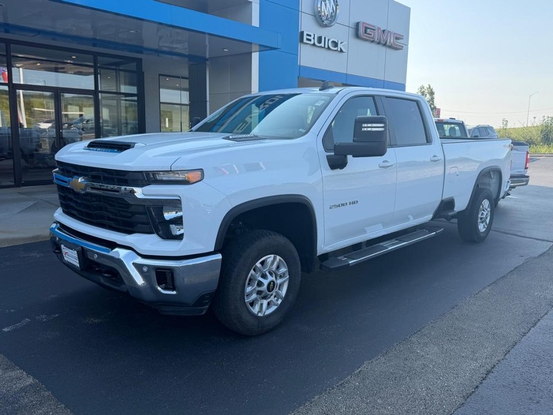 Chevrolet Silverado 2500HD Vehicle Full-screen Gallery Image 02