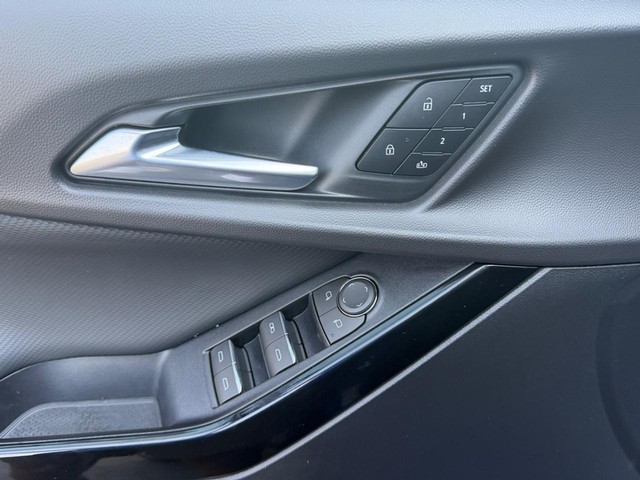2027 Chevrolet Equinox RS - Photo 19