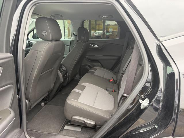 Chevrolet Blazer Vehicle Full-screen Gallery Image 09