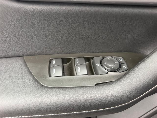 Chevrolet Blazer Vehicle Full-screen Gallery Image 18