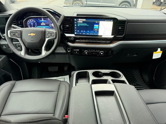 2026 Chevrolet Silverado 1500 LT - Photo 10