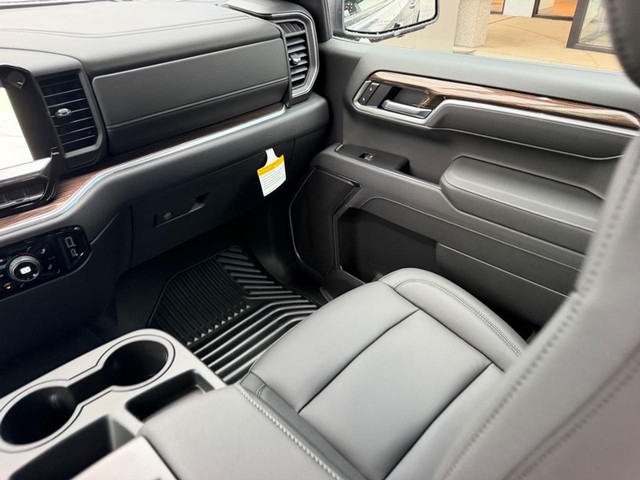 2026 Chevrolet Silverado 1500 LT - Photo 16