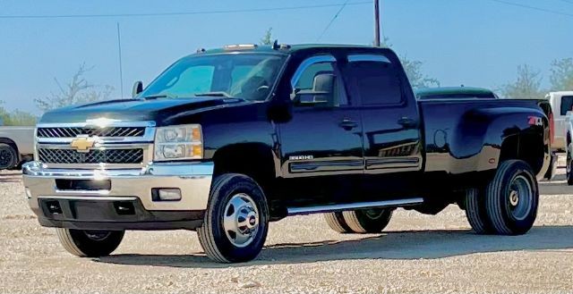 more details - chevrolet silverado 3500hd