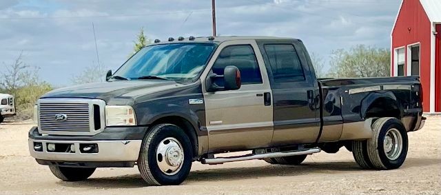 more details - ford super duty f-350 drw