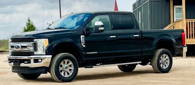 Ford Super Duty F-250 SRW XLT Crew Cab 4WD - Austin TX