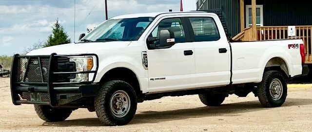 more details - ford super duty f-350 srw