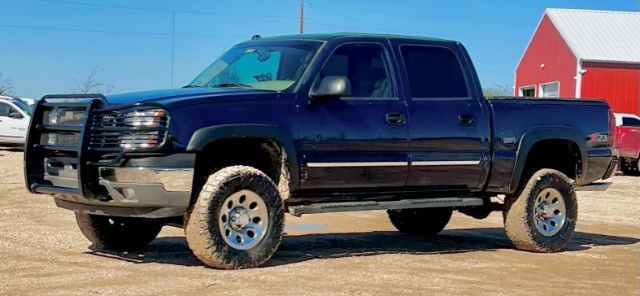 Chevrolet Silverado 1500 Z71 Crew Cab 4WD - Austin TX