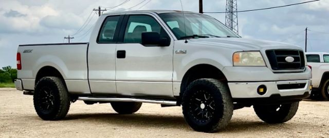 Ford F-150 Vehicle Image 02