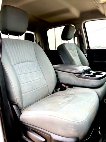 Ram 3500 Vehicle Image 11