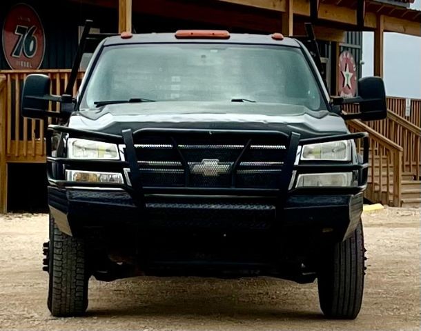Chevrolet Silverado 3500 Vehicle Image 07