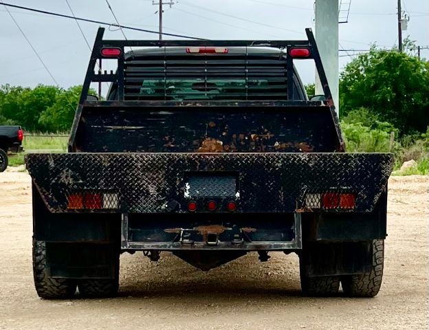 Chevrolet Silverado 3500 Vehicle Image 08