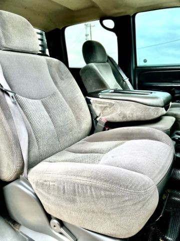 Chevrolet Silverado 3500 Vehicle Image 12