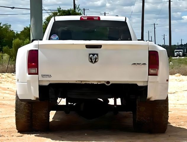 Ram 3500 Vehicle Image 08