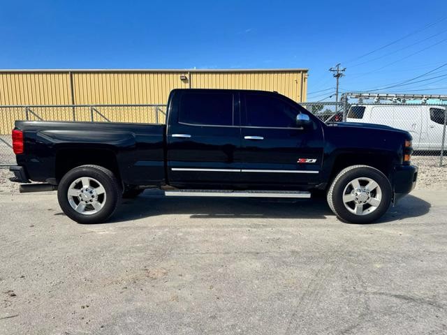 more details - chevrolet silverado 2500hd