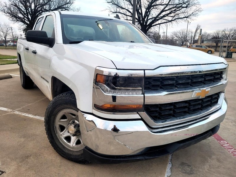 Chevrolet Silverado 1500 Vehicle Full-screen Gallery Image 03