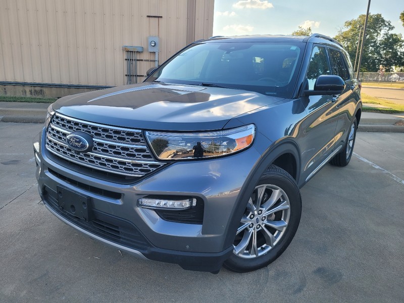 Ford Explorer Vehicle Full-screen Gallery Image 01