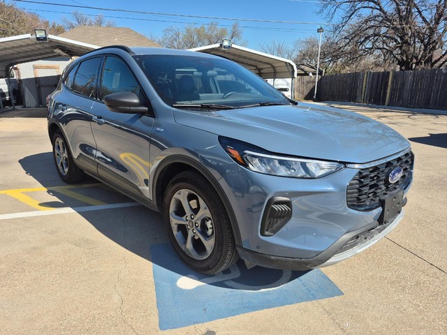 more details - ford escape