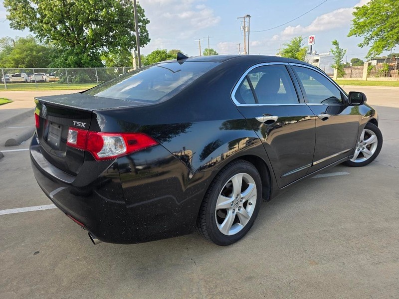Acura TSX Vehicle Full-screen Gallery Image 03