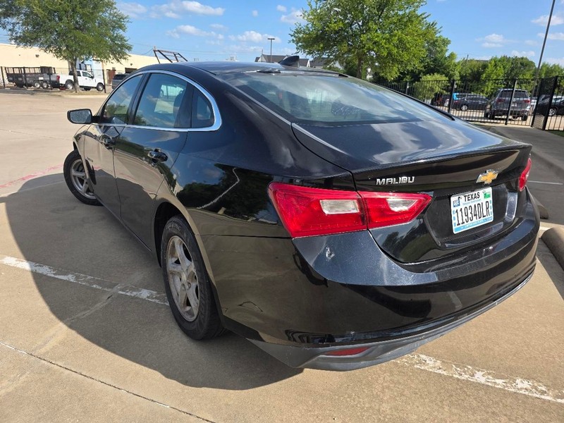 Chevrolet Malibu Vehicle Full-screen Gallery Image 03