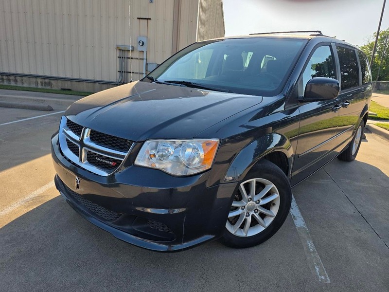Dodge Grand Caravan Vehicle Full-screen Gallery Image 01