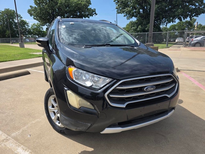 Ford EcoSport Vehicle Full-screen Gallery Image 02