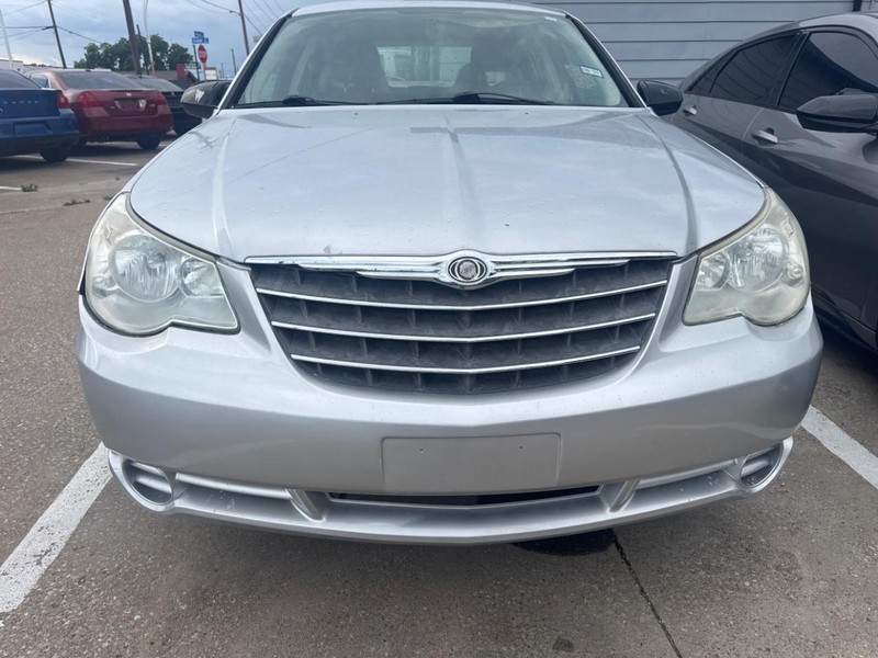 Chrysler Sebring Vehicle Full-screen Gallery Image 02