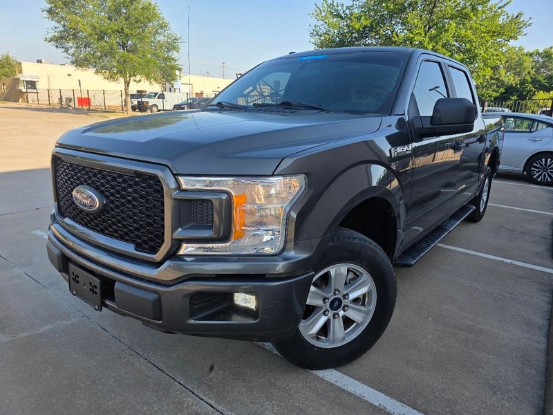 Ford F-150 Vehicle Full-screen Gallery Image 01