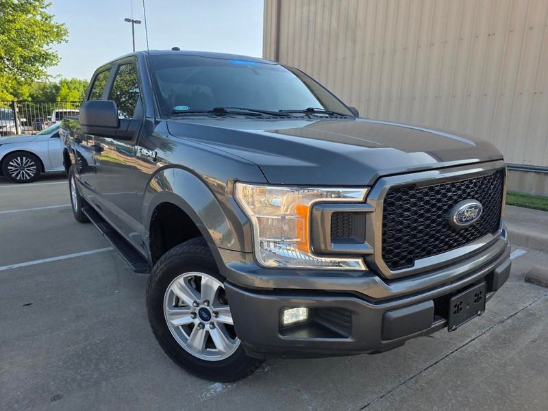 Ford F-150 Vehicle Full-screen Gallery Image 02