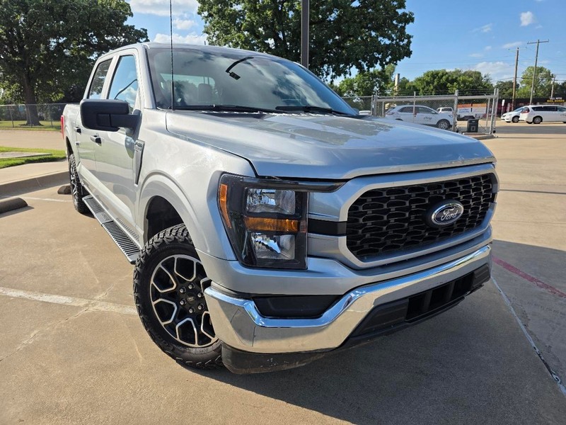 Ford F-150 Vehicle Full-screen Gallery Image 03