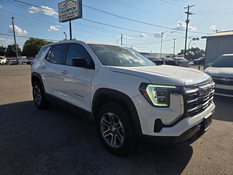 GMC Terrain Vehicle Full-screen Gallery Image 03