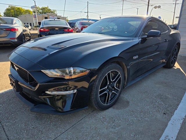 more details - ford mustang