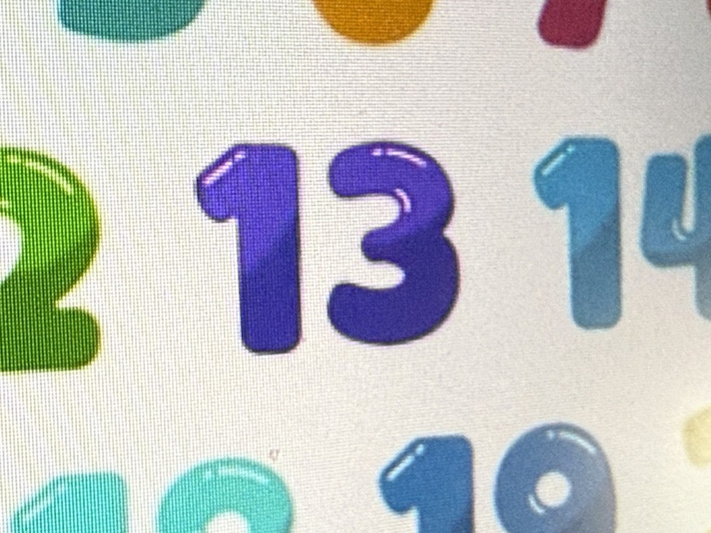 Buick Enclave Vehicle Full-screen Gallery Image 13