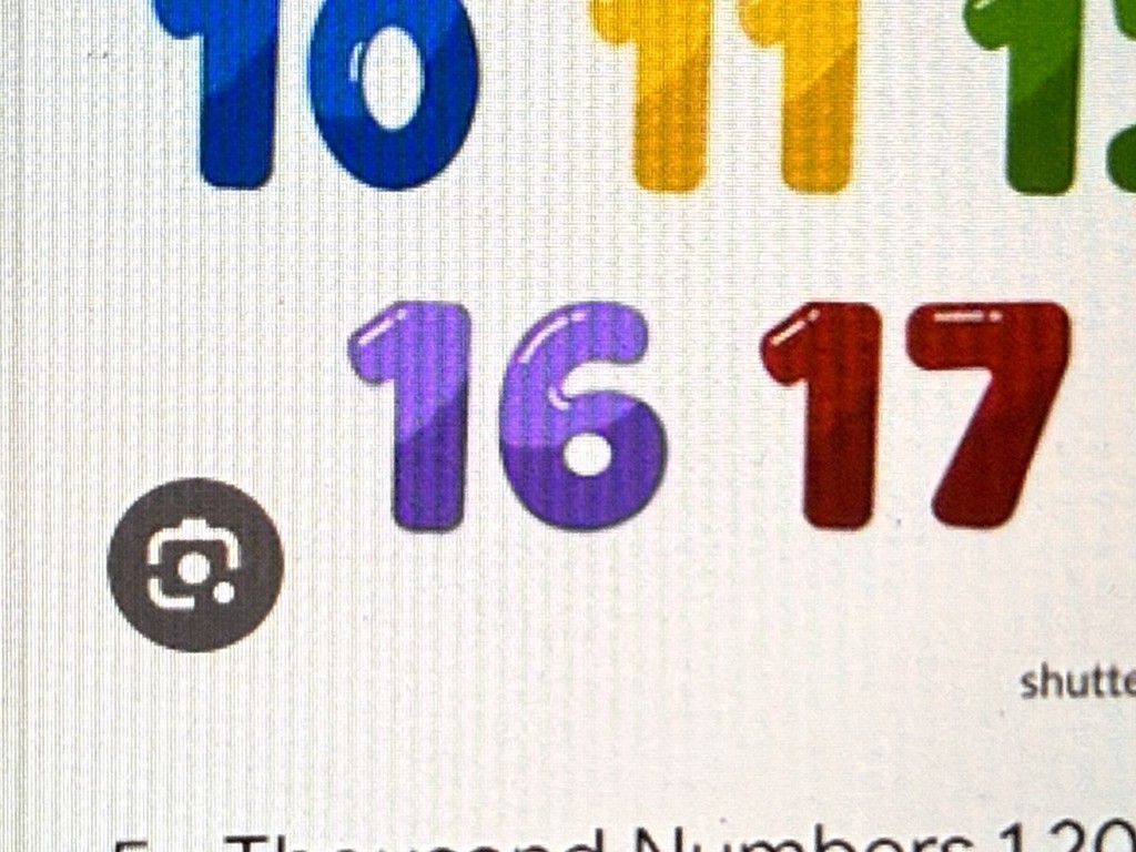 Buick Enclave Vehicle Full-screen Gallery Image 16