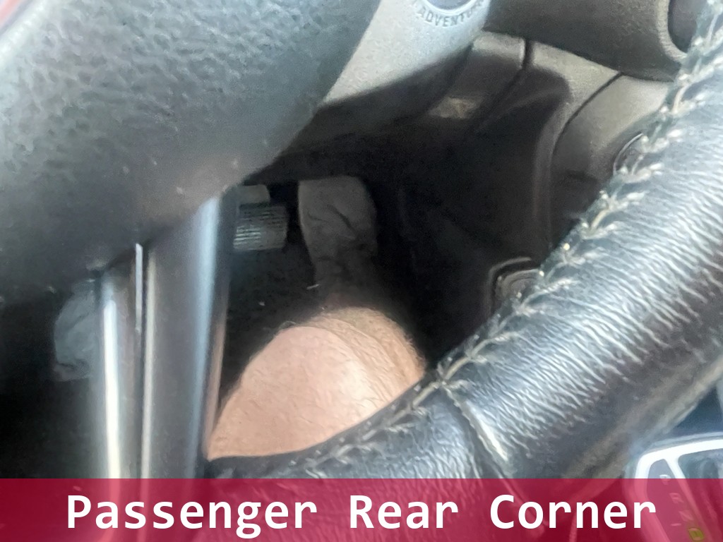 INFINITI QX50 Vehicle Full-screen Gallery Image 09