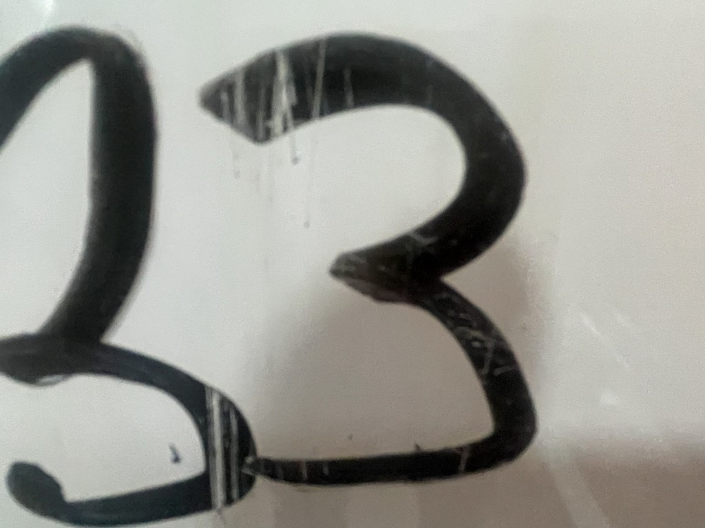 Buick Encore Vehicle Full-screen Gallery Image 03